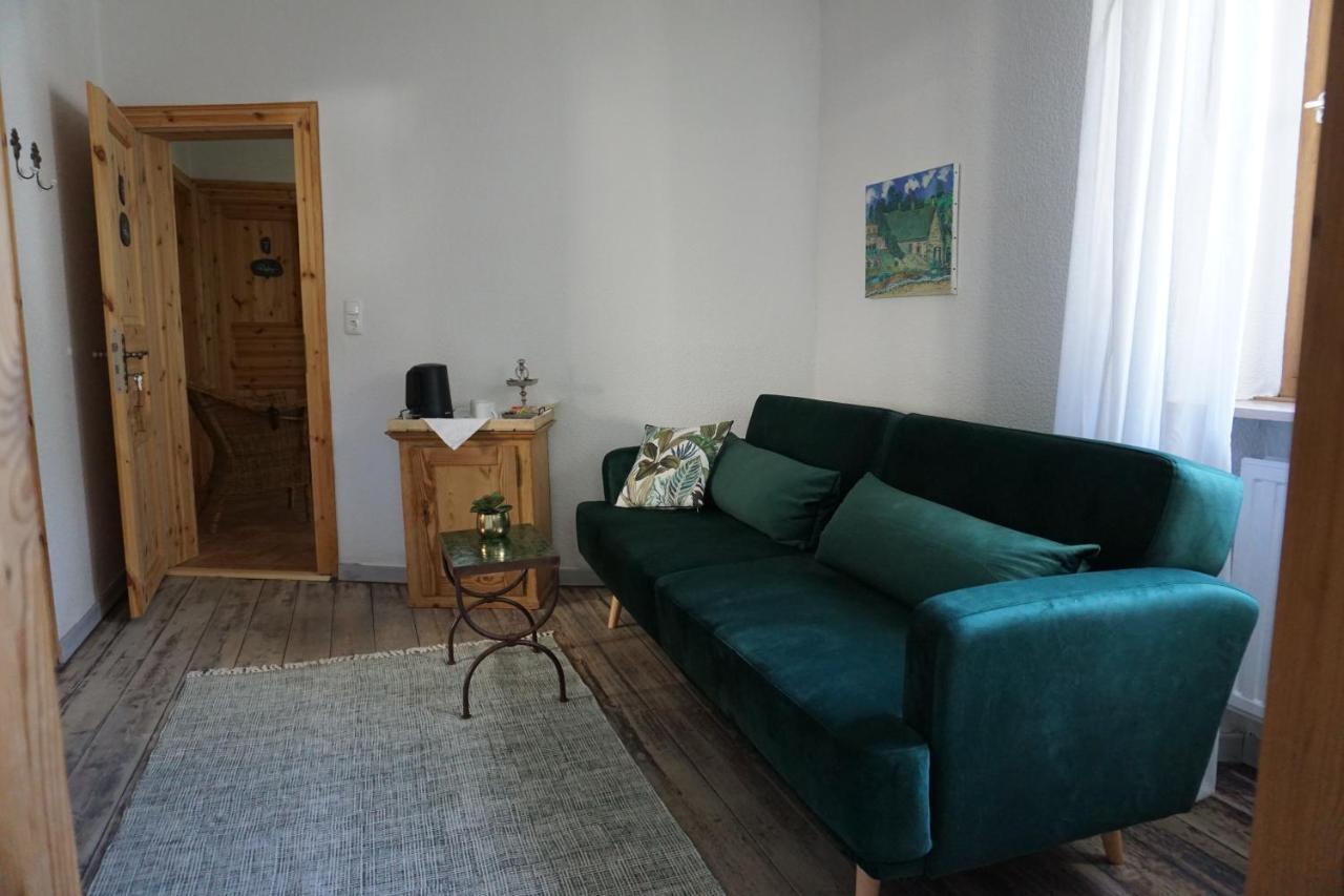 Hotel Garni Altes Winzerhaus Moselschaenke 科伯恩-贡多夫 外观 照片