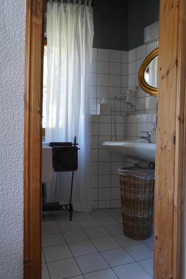 Hotel Garni Altes Winzerhaus Moselschaenke 科伯恩-贡多夫 外观 照片