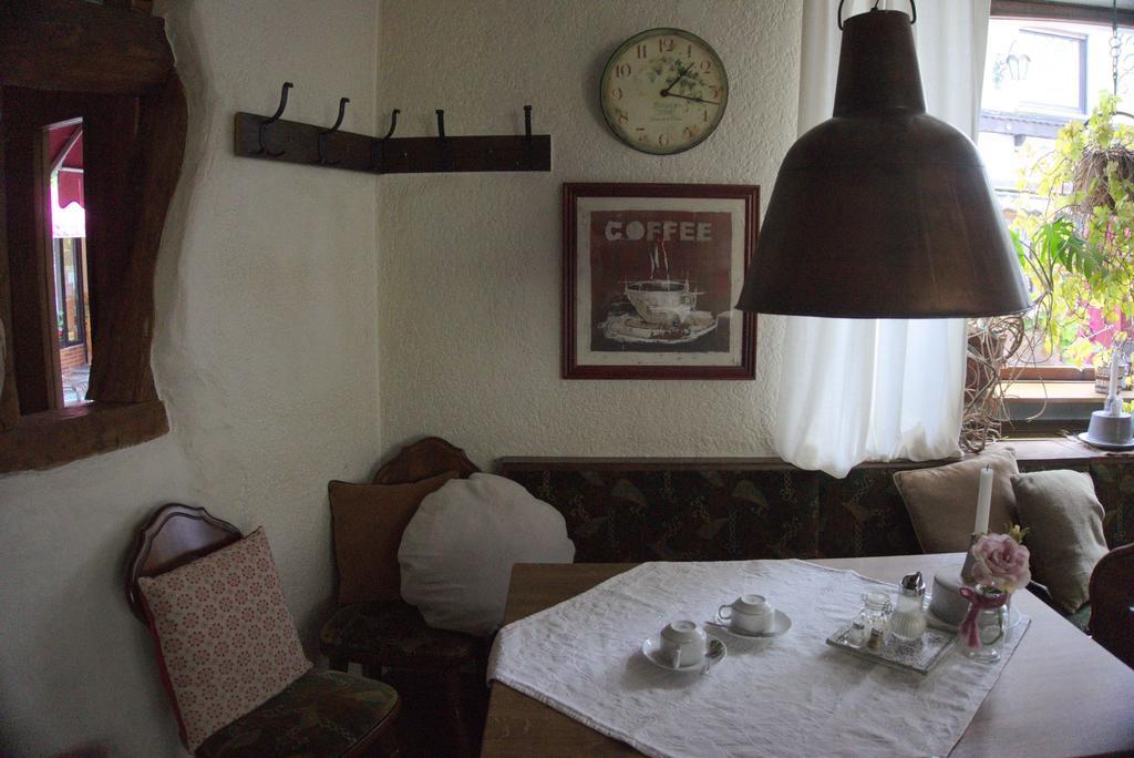 Hotel Garni Altes Winzerhaus Moselschaenke 科伯恩-贡多夫 外观 照片