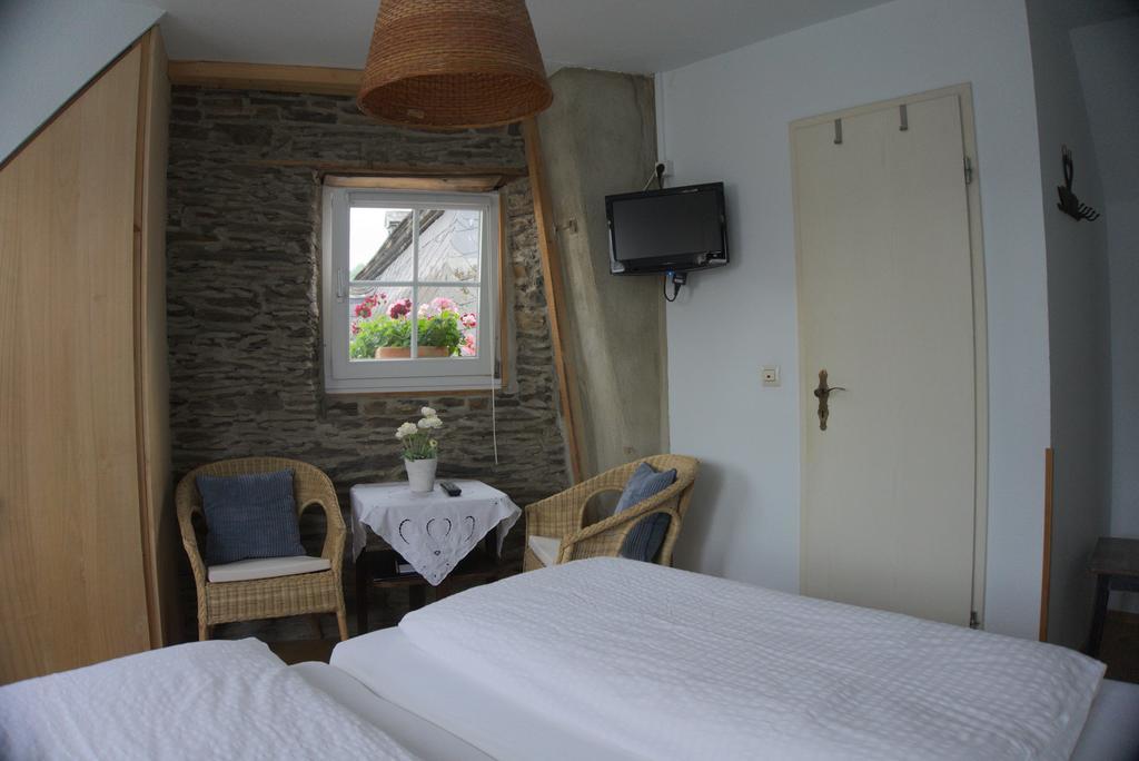 Hotel Garni Altes Winzerhaus Moselschaenke 科伯恩-贡多夫 外观 照片