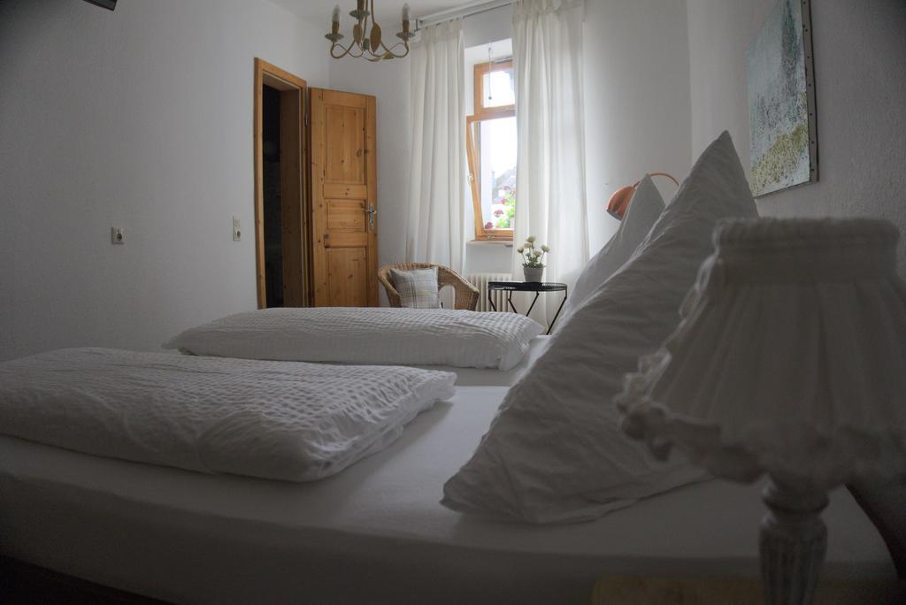 Hotel Garni Altes Winzerhaus Moselschaenke 科伯恩-贡多夫 外观 照片