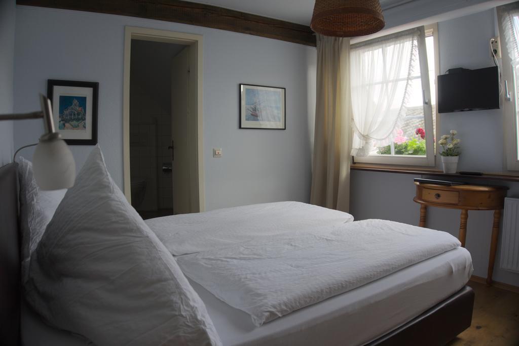 Hotel Garni Altes Winzerhaus Moselschaenke 科伯恩-贡多夫 外观 照片